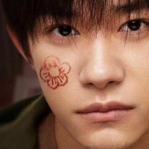 边吮奶边做爰视频真人
